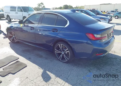 2021 BMW 3 Series 330E from USA, damaged, VIN 3MW5P7J01M8C07630